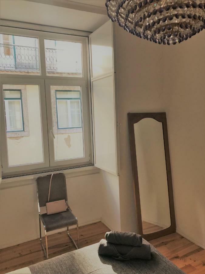 Baixa-Chiado Cosy 5 Bedrooms Lissabon Buitenkant foto